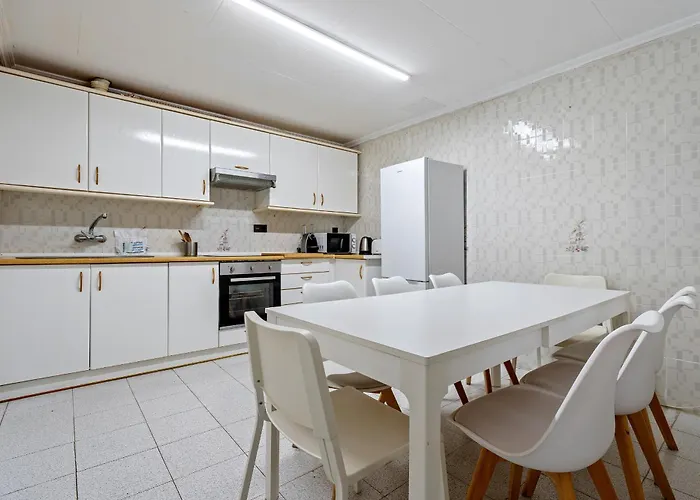 Hauzify I Lleo Appartement